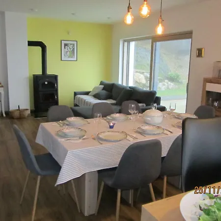 A House With A Beautiful View Trstenik